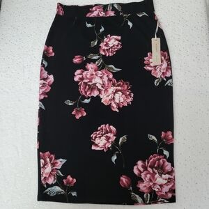 Iris Basic Floral Print Skirt